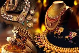 "உச்சத்தில் இருந்து இறங்கிய தங்கம்!" - உலகச் சந்தை மாற்றத்தால் இலங்கையில் விலை வீழ்ச்சி: இன்றைய புதிய விலை நிலவரம் இதோ.